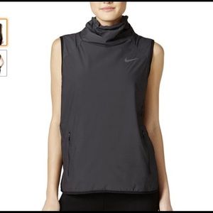 Nike Aerolayer funnel neck training top